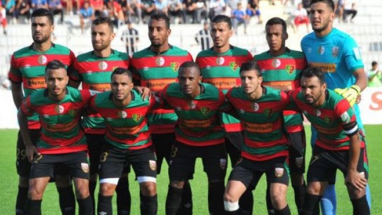 مولودية الجزائر تسعى للبقاء في الوصافة