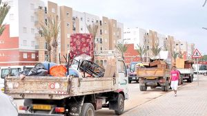 ترحيل 221 عائلة تقطن سكنات هشة
