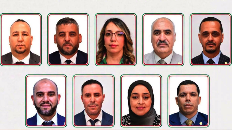 وفد من غرفتي البرلمان في دورة تكوينية بالصين