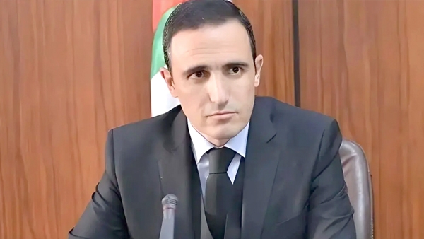 الجوية الجزائرية تتحول إلى شركة قابضة قريبا