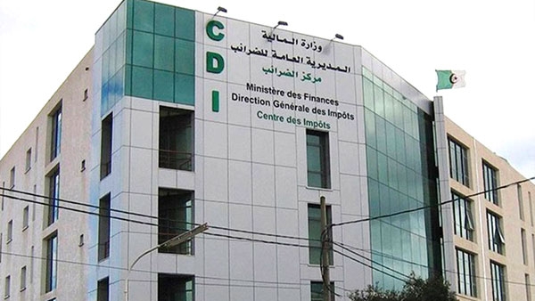 استقبال المكلفين بالضريبة كل أيام الأسبوع