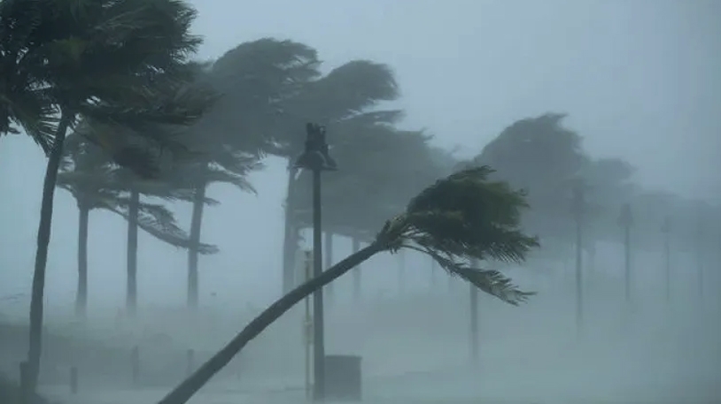 هبوب رياح قوية بعديد الولايات