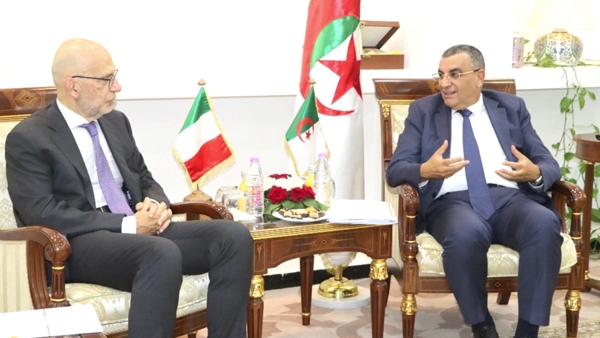 تعزيز التعاون الجزائري- الإيطالي في مجال  البنى التحتية