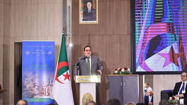 التحدّيات الراهنة تتطلب من الصحفيين نضجا مهنيا عاليا